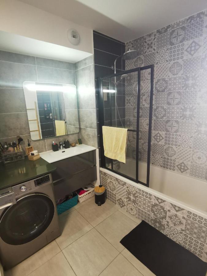 Appartement Cosy Avec Terrasse Mauguio Ngoại thất bức ảnh